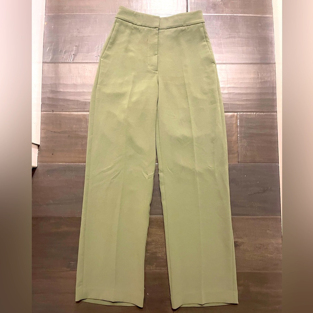Aritzia Wilfred Pant - Olive